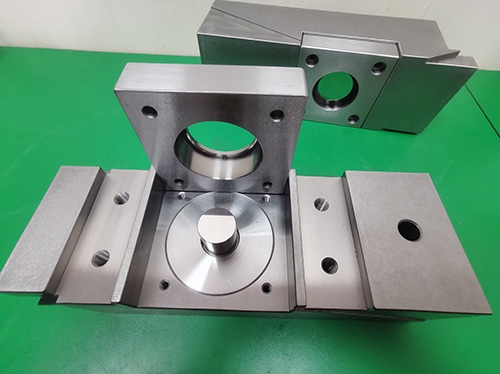 巴音郭楞精密模具